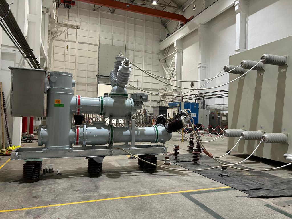 主题教育·建新功 | 科技登高——西开有限40.5kV GIS项目顺遂通过所有型式试验 -西安西电高压开关有限责任公司