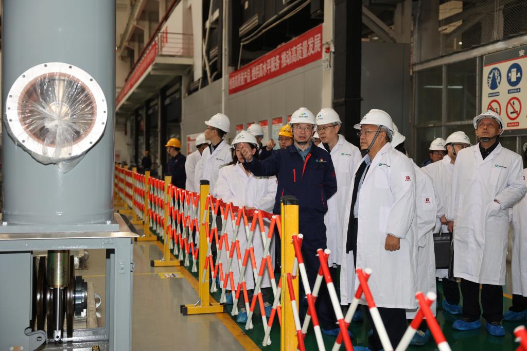 共商未来新机缘 同营生长新篇章 | 西开有限与?中国建设银行开展事情交流?-西安西电高压开关有限责任公司
