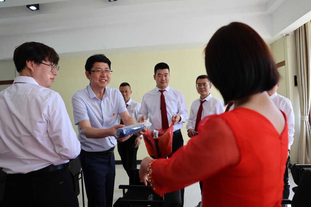 清廉西开 清风同守 | 西开有限举行“撒播清廉文化，，，，弘扬清风正气”主题品德课堂-西安西电高压开关有限责任公司