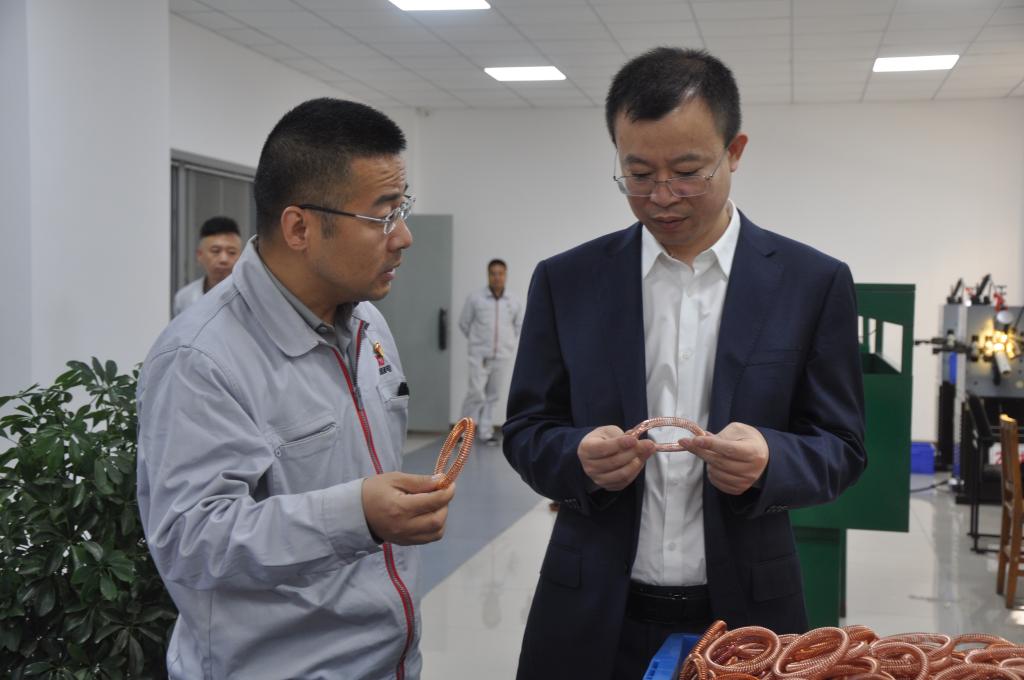 主题教育·视察研究 | “调”以务实 “研”以致用——公司向导班子成员深入开展主题教育视察研究① -西安西电高压开关有限责任公司